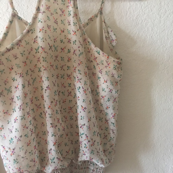 Top - Picture 2 of 3